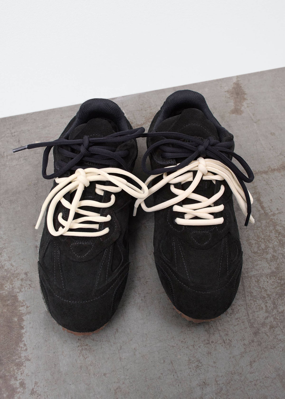 SLOW RUNNER