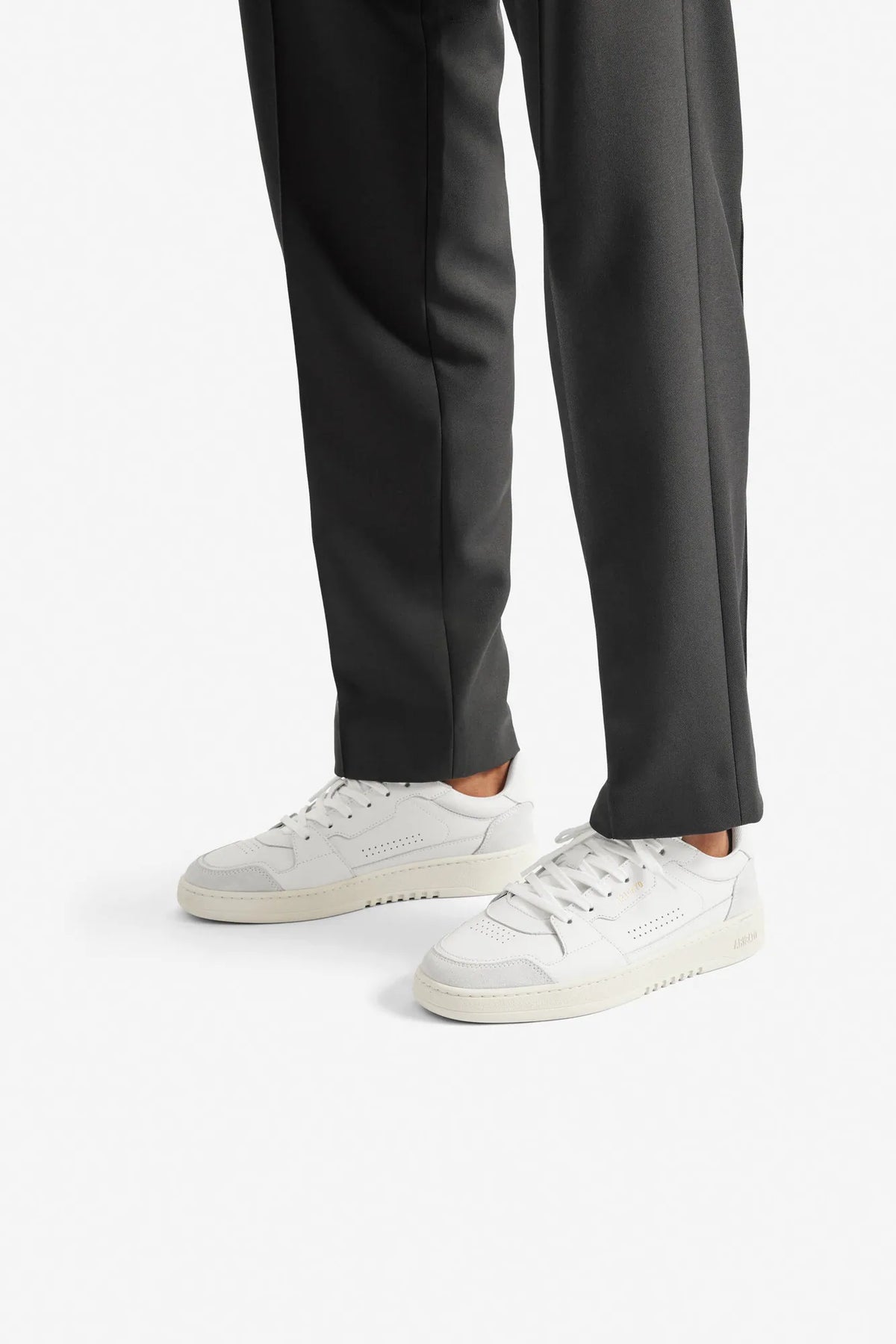 DICE LO SNEAKER